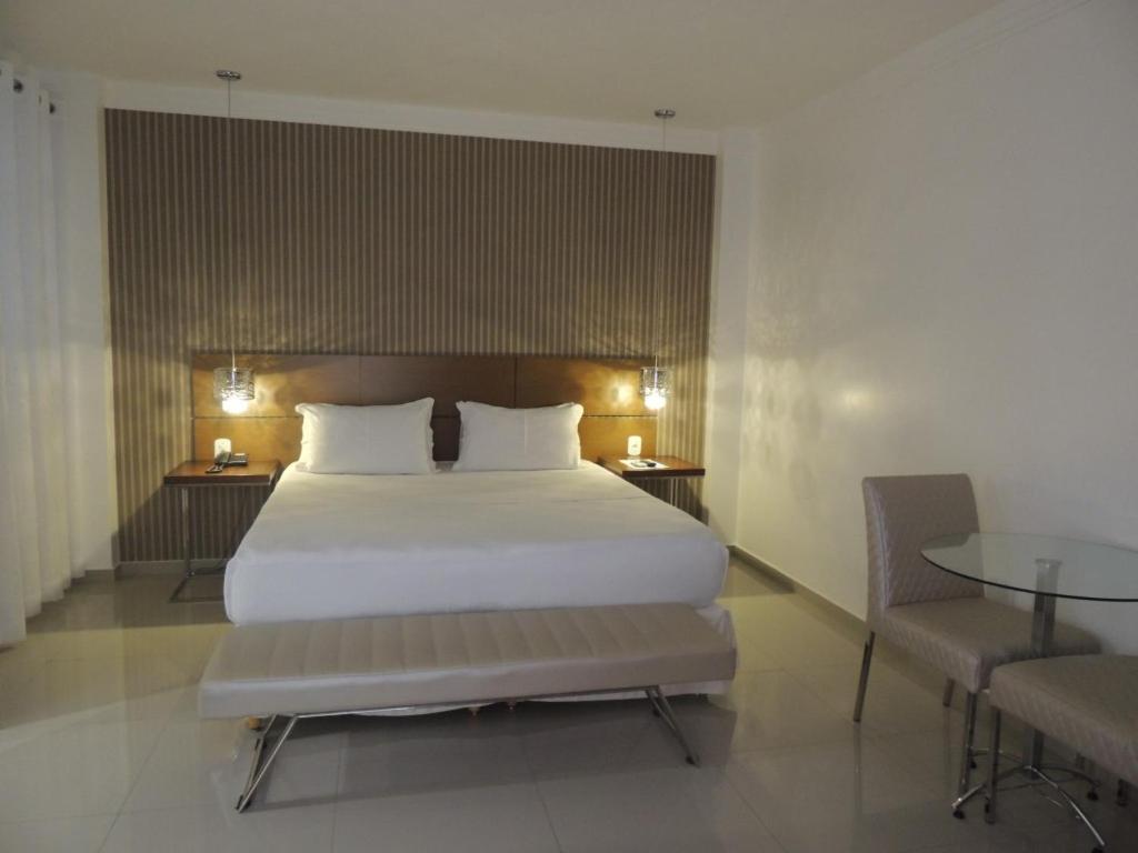 Star Hotel 8/36
