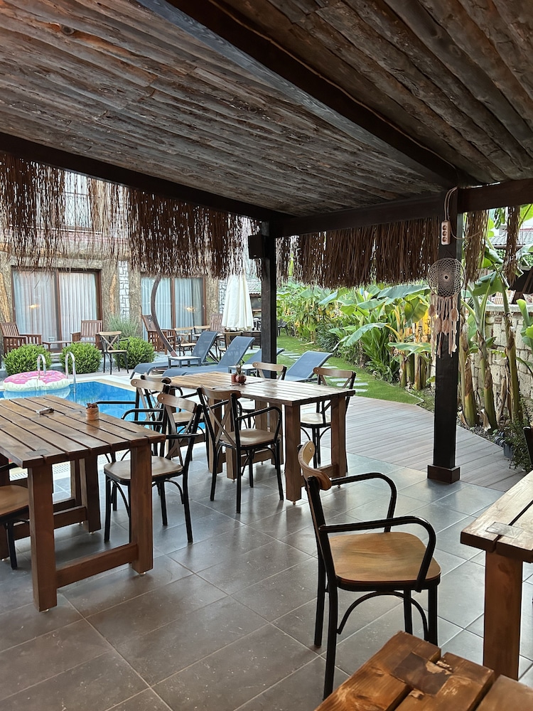 Pupa Alacati Butik Otel 29/43
