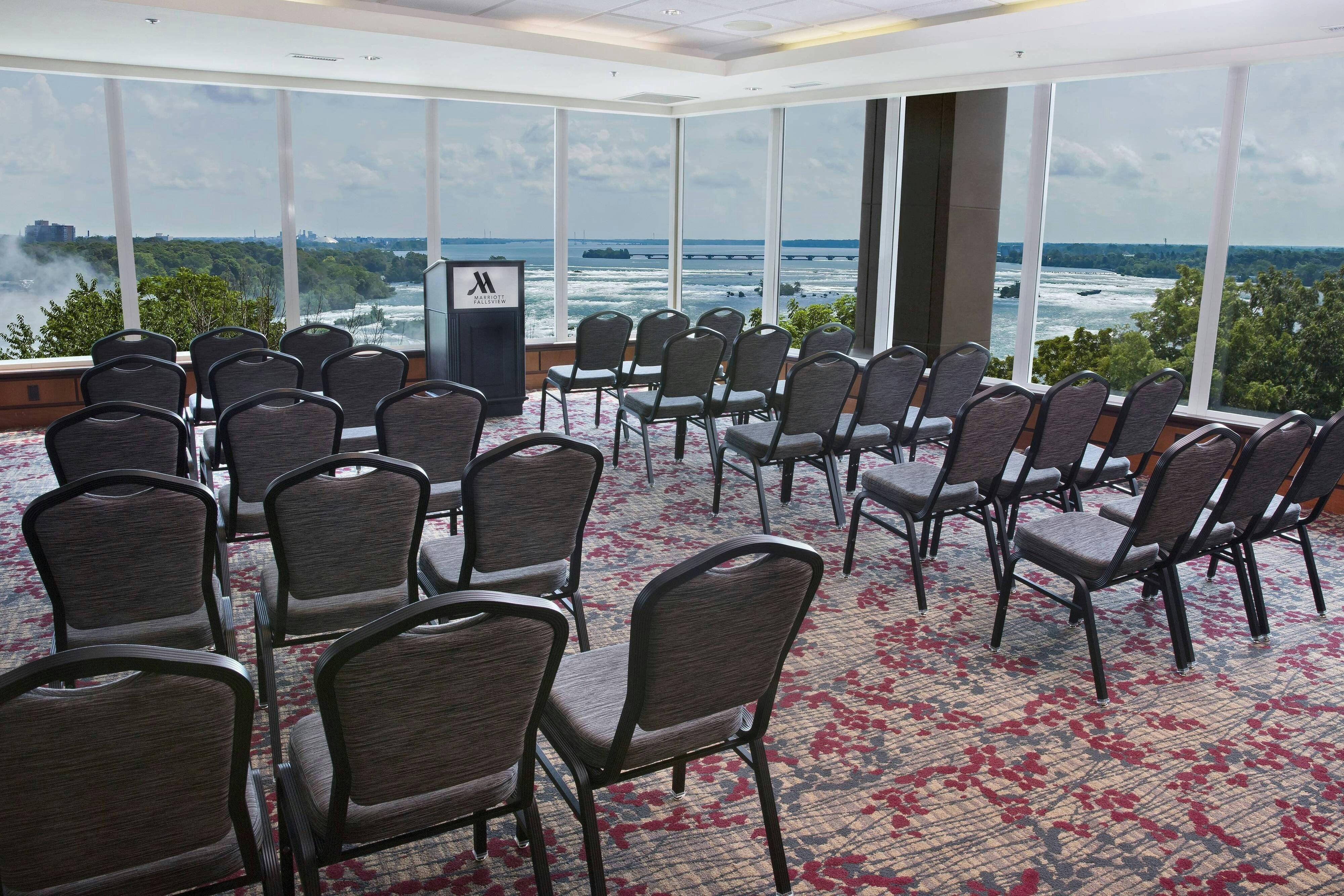 Niagara Falls Marriott Fallsview Hotel & Spa 23/31