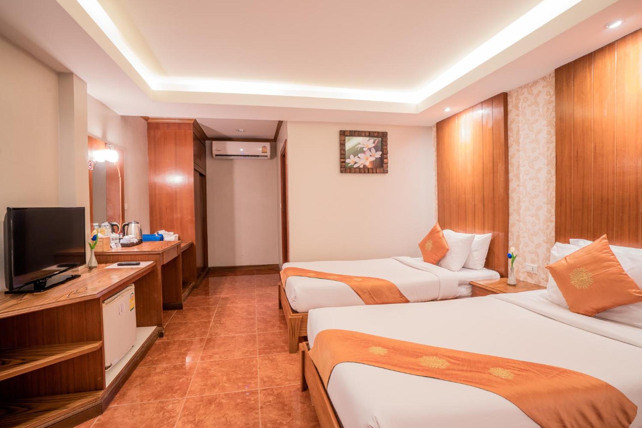 Renovated, Deluxe, Bungalow, Twin Beds