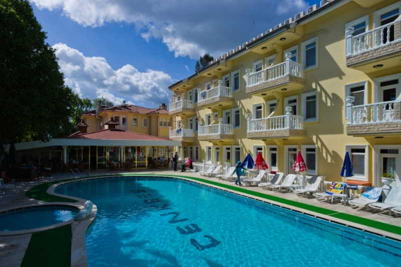 Cenk Bey Hotel 14/17