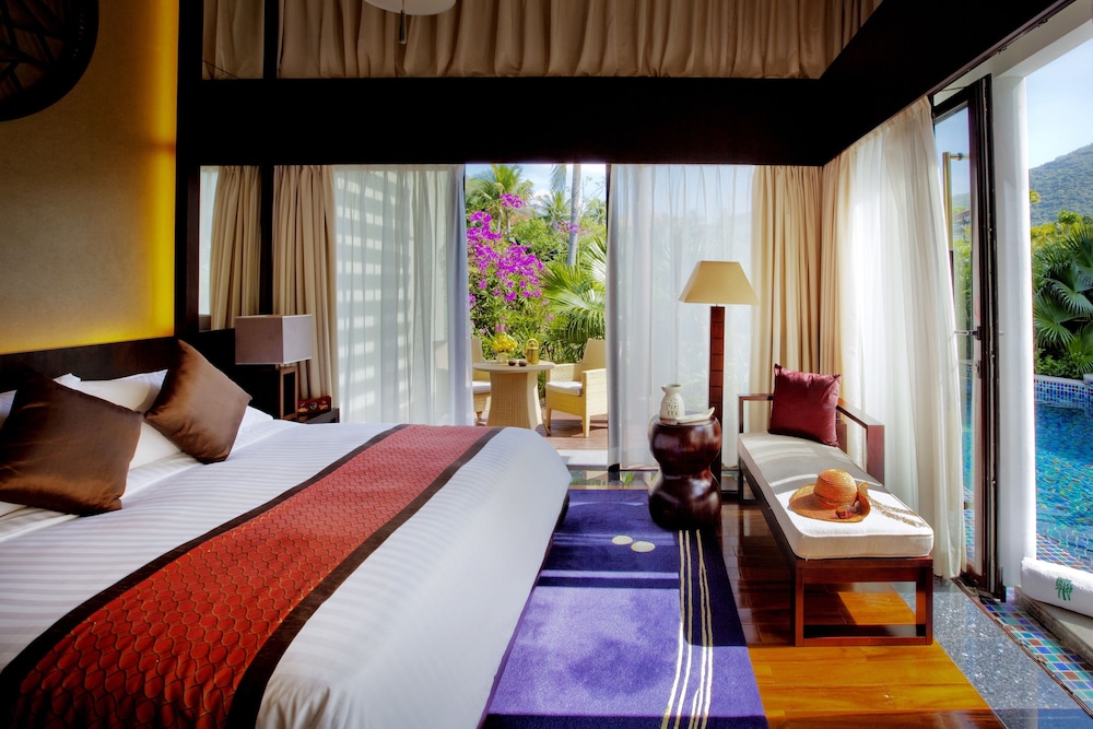 BANYAN TREE SANYA 15/50