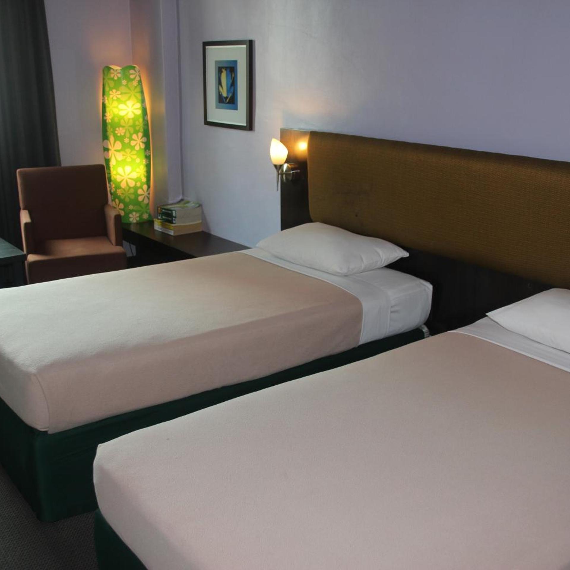 Strand Hotel 27/53