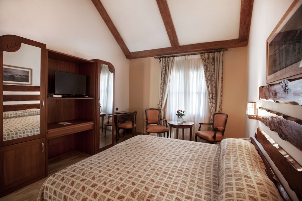 Grand Hotel Villa de France 12/34