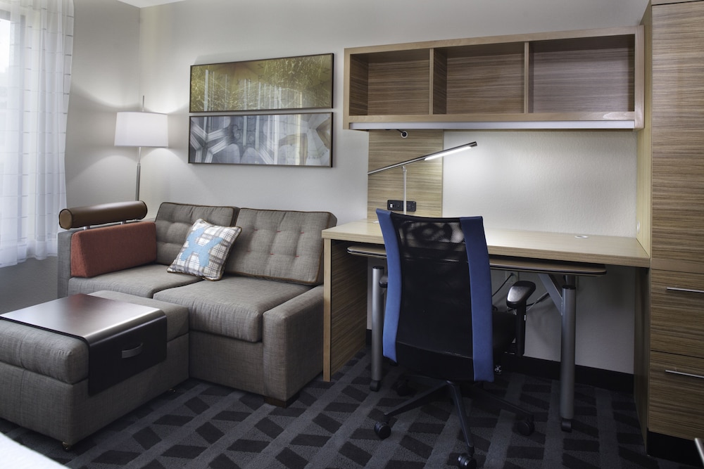 TOWNEPLACE SUITES DETROIT CANTON 20/30