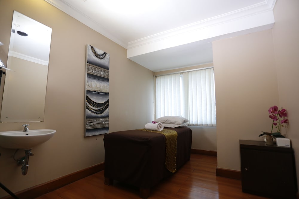 Arion Suites Hotel Kemang 17/20