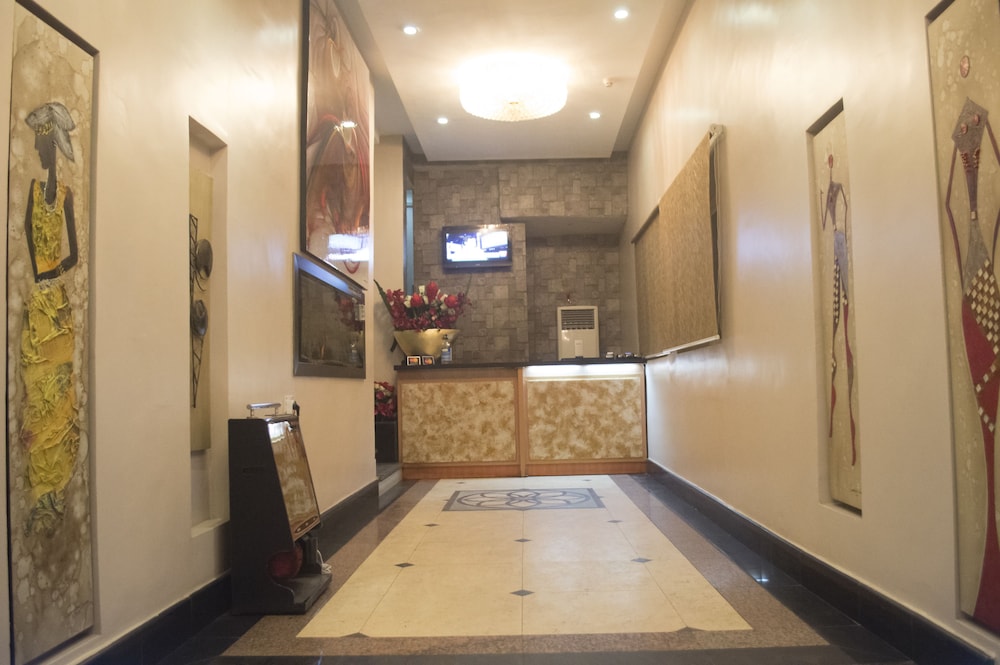 GrandBee Suites 6/39