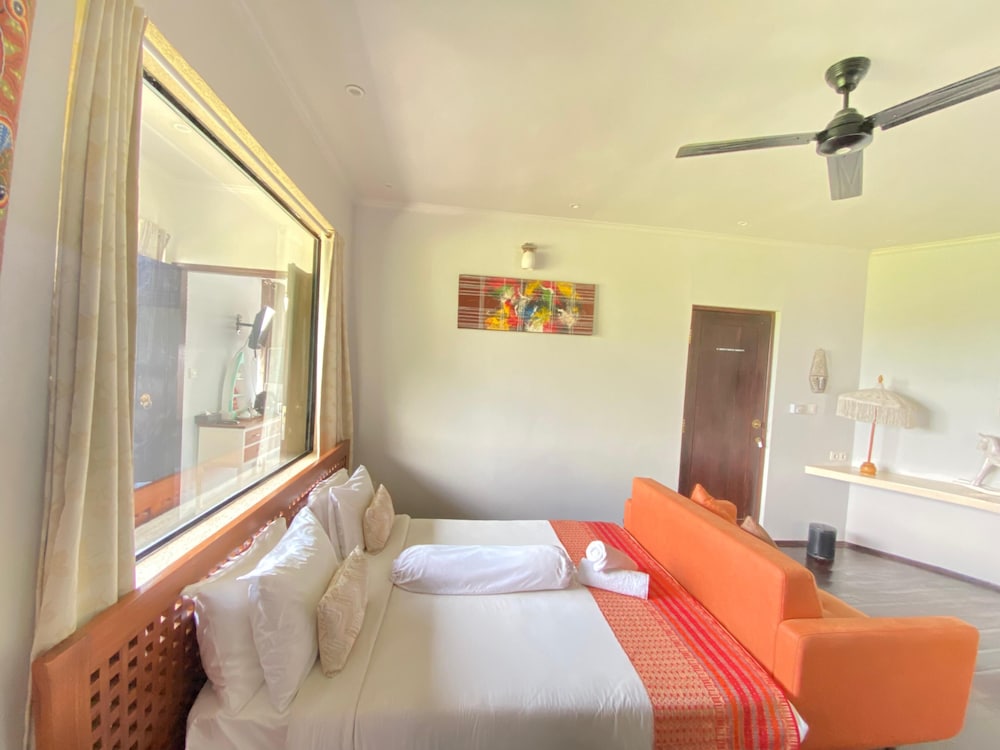 2 BEDROOMS, GRAND, APARTMENT, OCEAN VIEW