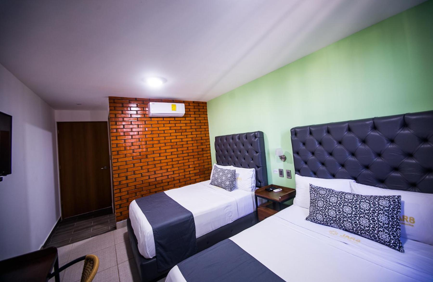 Hotel Jar8 20/50