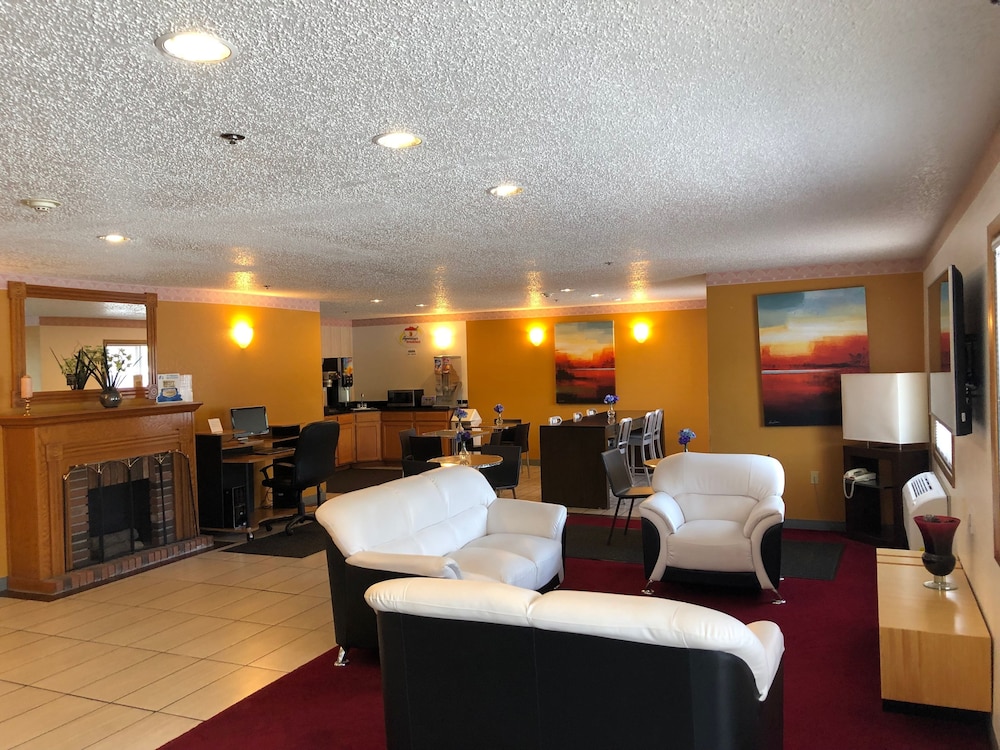 Super 8 by Wyndham Front Royal 18/24