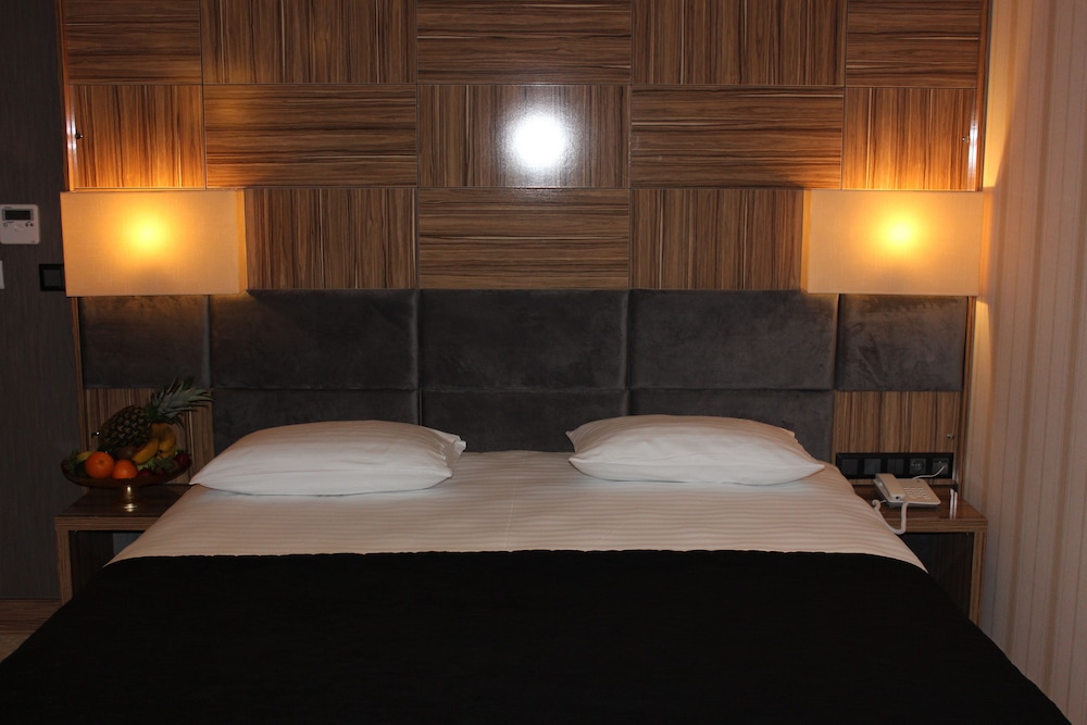 Neba Royal Hotel 26/50