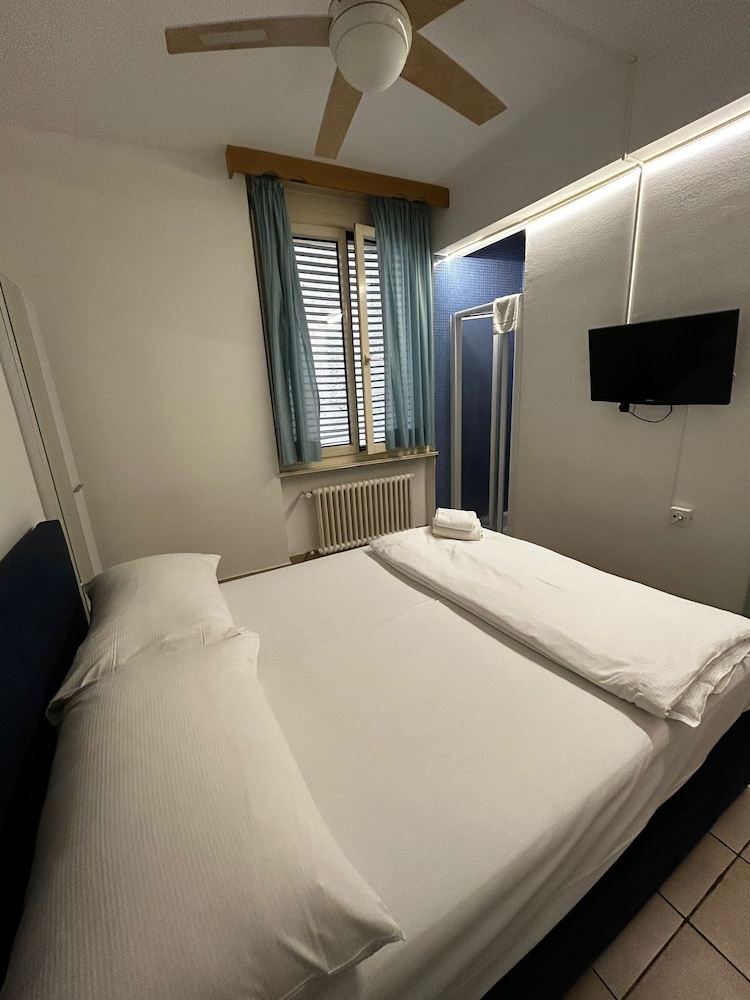 Hotel San Carlo 6/46