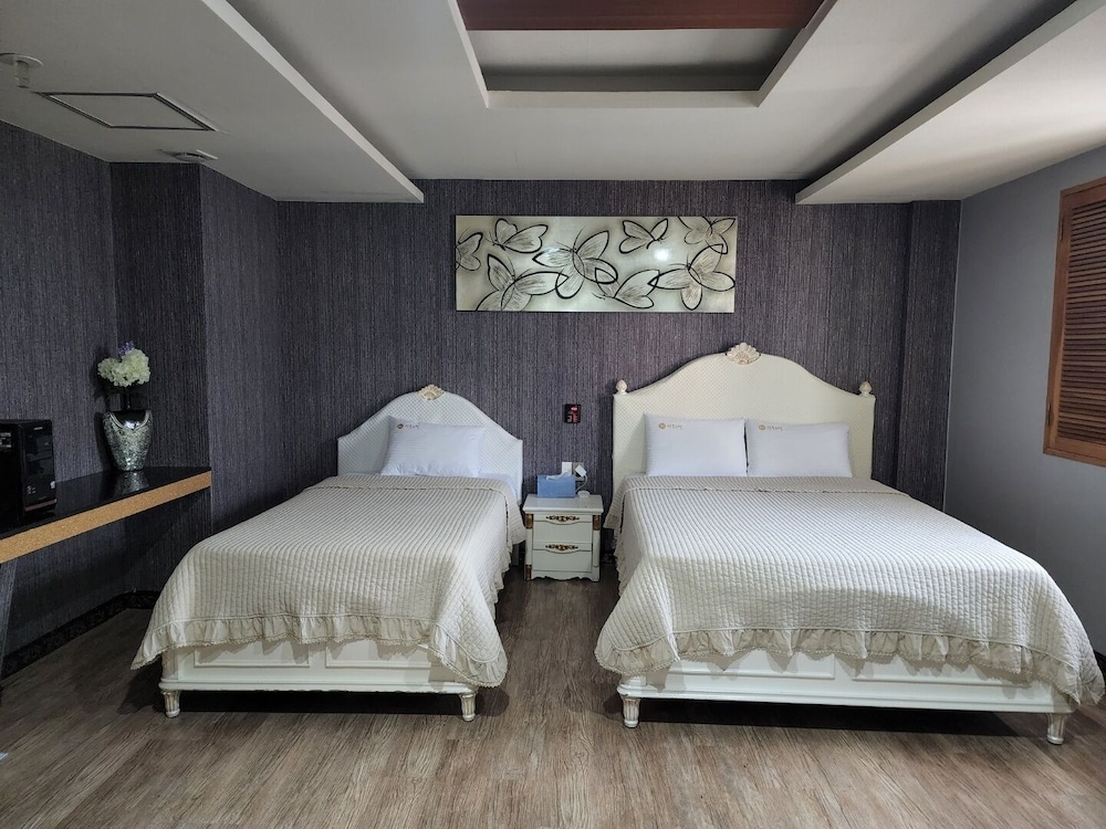 Andong Hotel 8/19