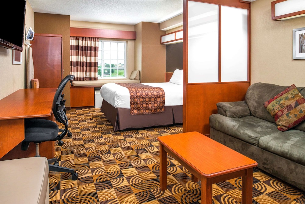Microtel Inn Suites By Wyndham Lincoln 39/57