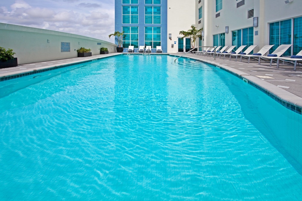 Crowne Plaza Fort Lauderdale Airport Cruise Port 7/61
