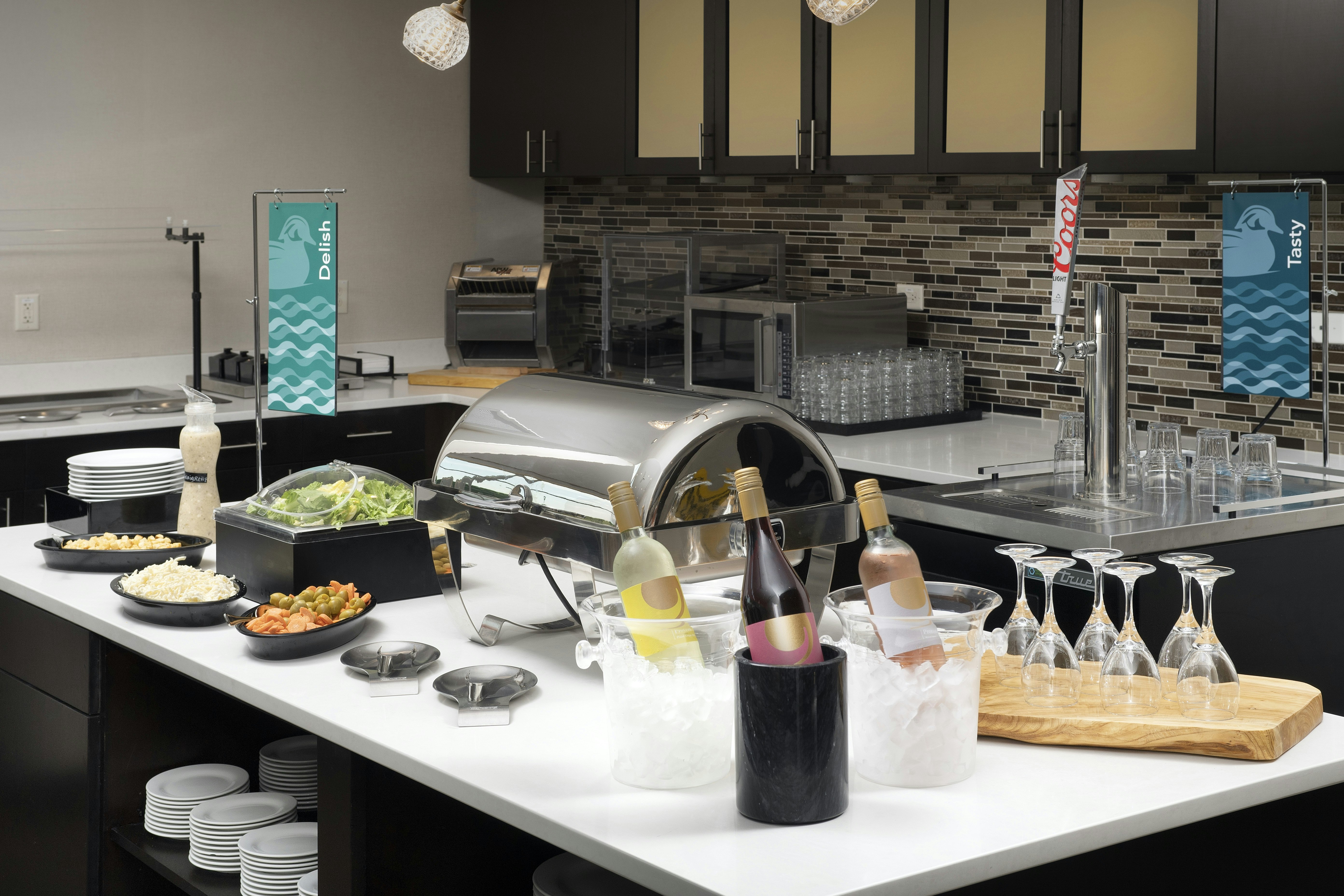 Homewood Suites By Hilton Kansas City Speedway Ks 27/42