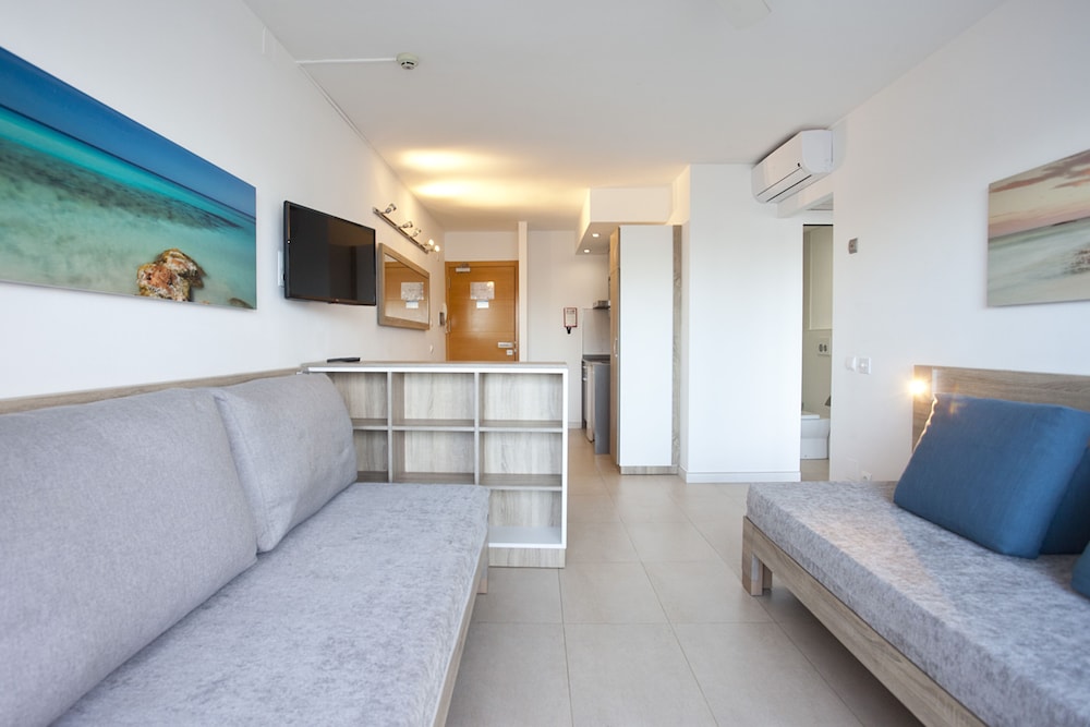 Playa Bella Beach Apartments 22/50