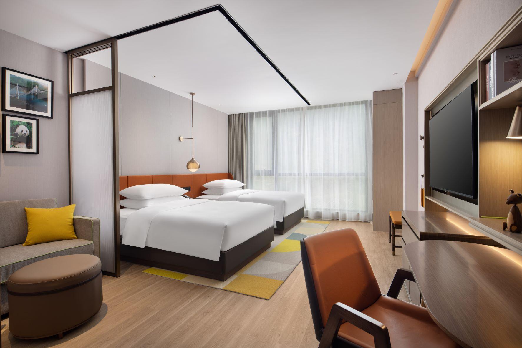 Flexible Mountain View Twin Bed Room