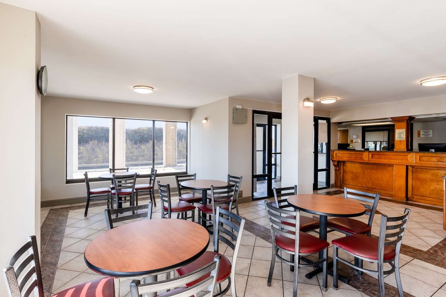 Days Inn by Wyndham Mooresville Lake Norman 10/16