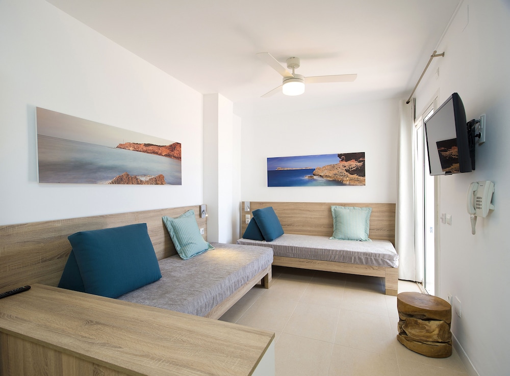 Playa Bella Beach Apartments 14/50