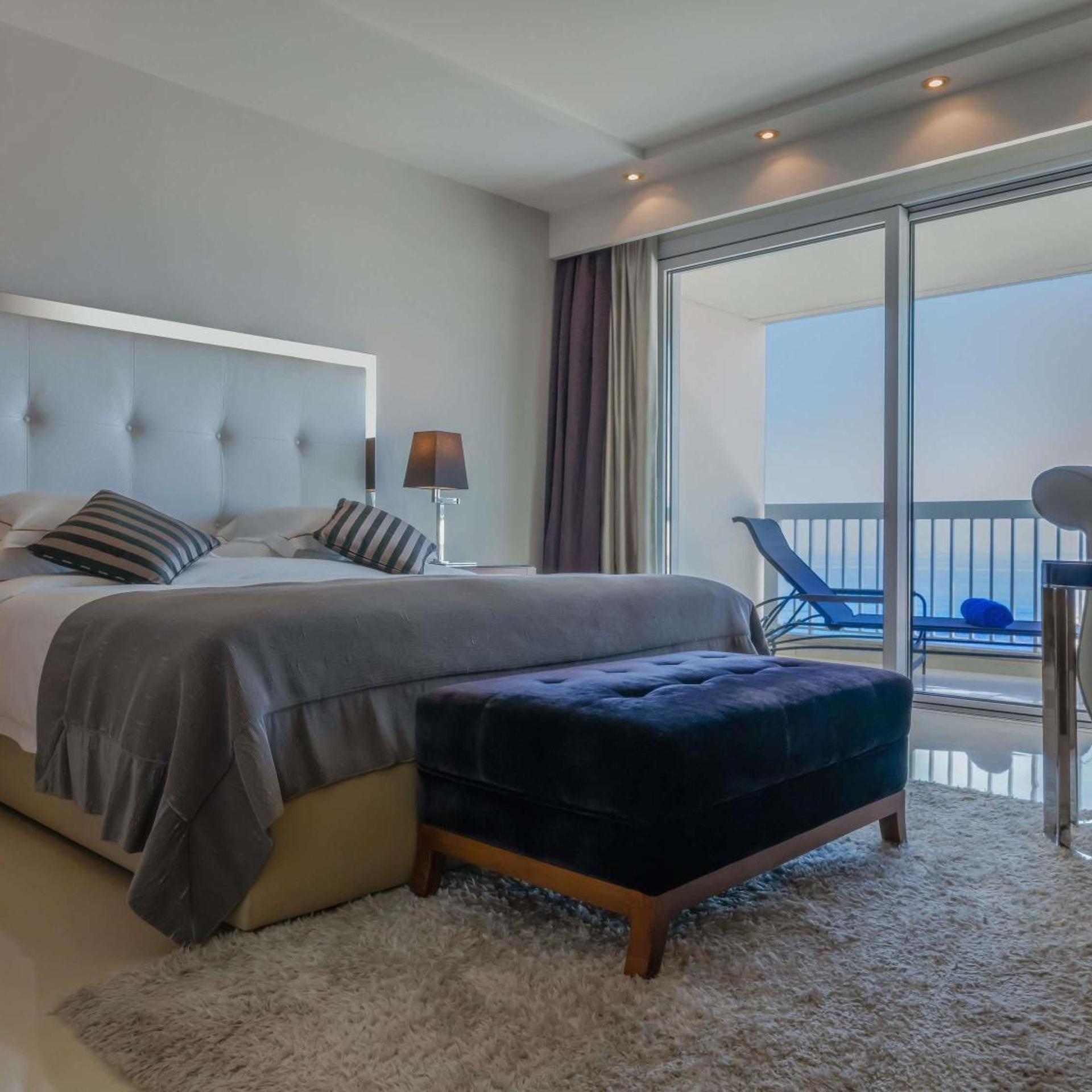 Ambassador, Suite, Sea View، Movenpick Hotel Beirut 3/6