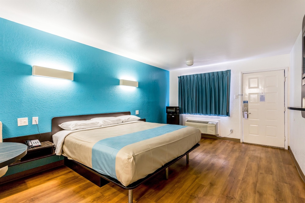 Motel6 Bryan, TX - College Station 51/67