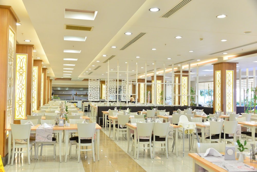restaurant-cafeteria
