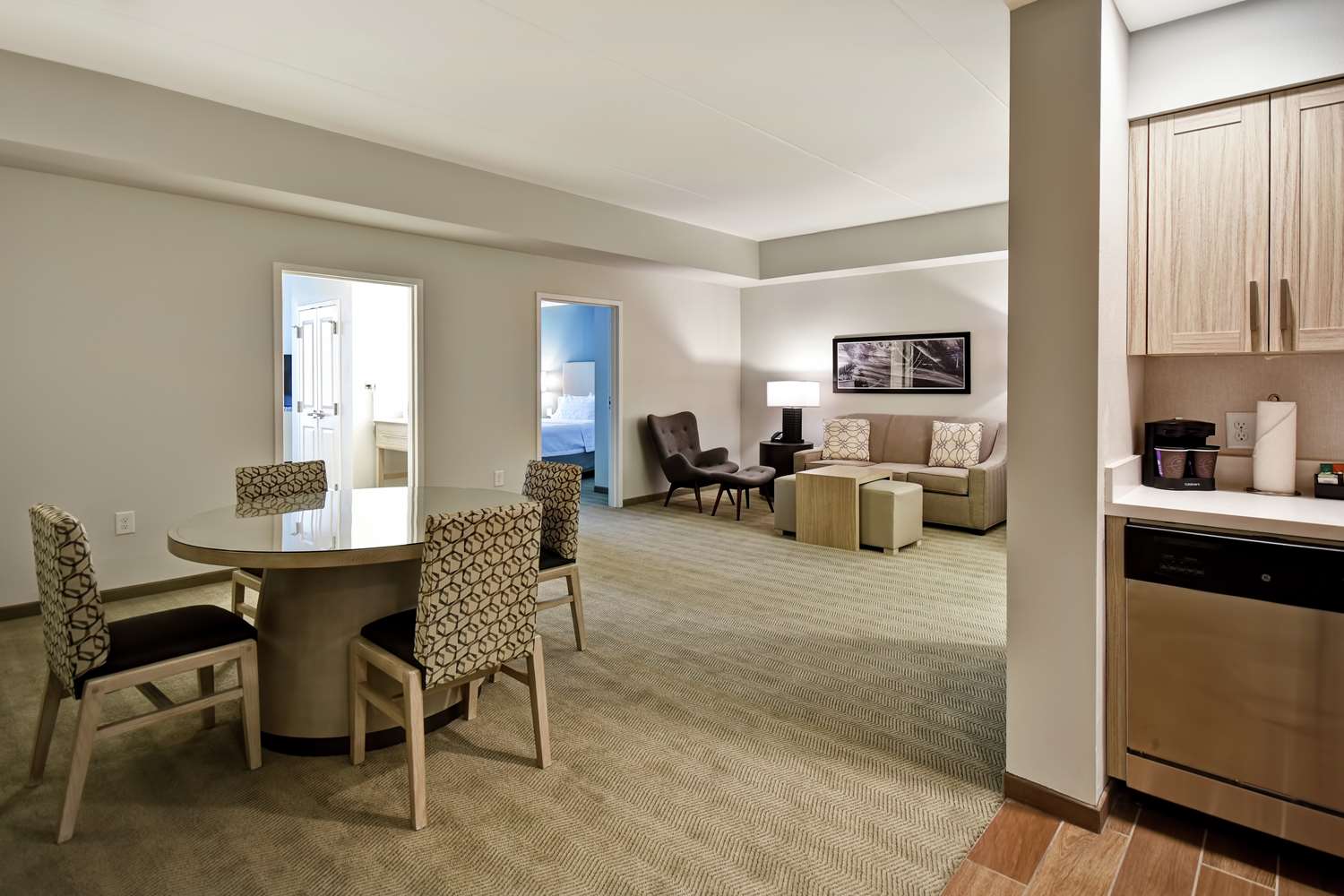 Homewood Suites By Hilton Greenville Downtown Sc 37/48