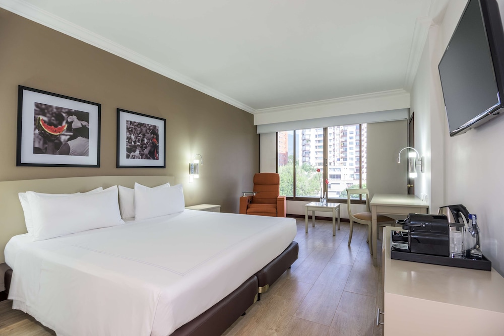 Nh Cali Royal Hotel 15/50
