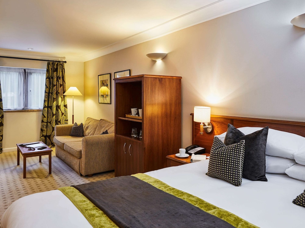 Mercure Barnsley Tankersley Manor Hotel 12/74