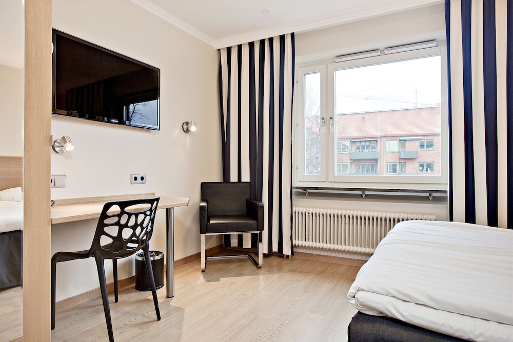 Sure Hotel by Best Western Allen 26/38