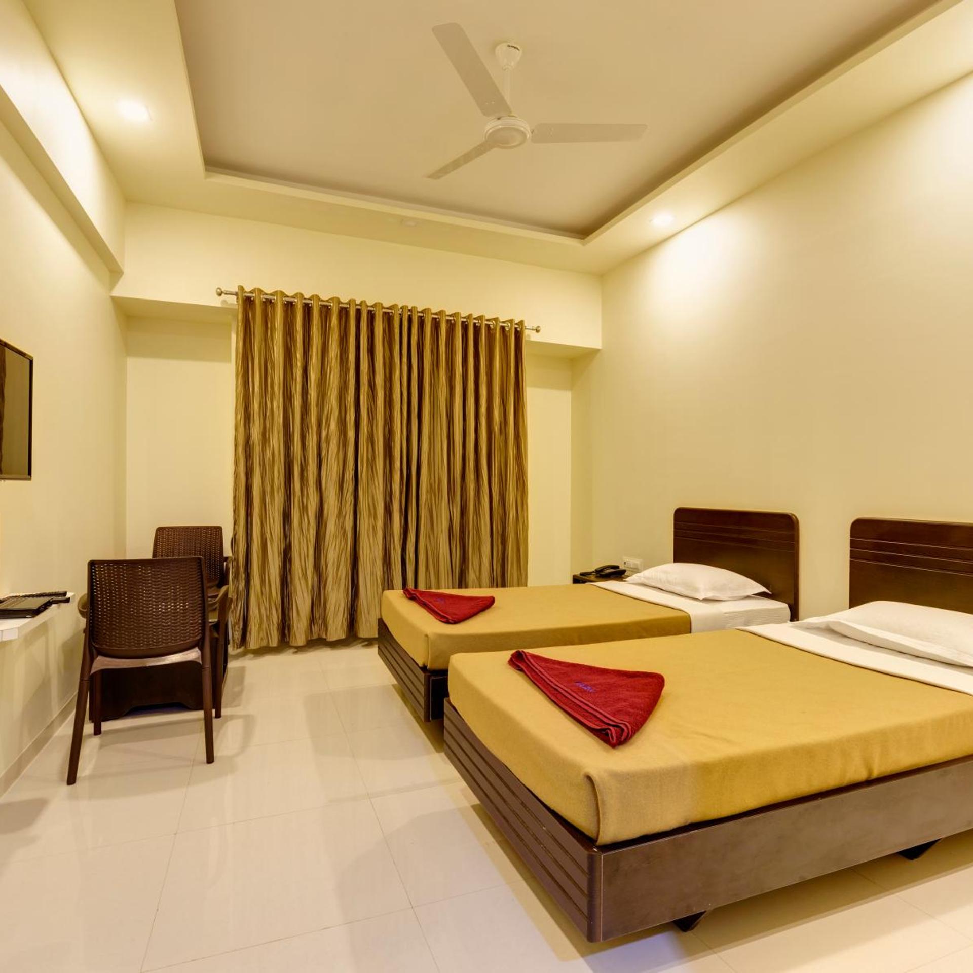 Galaxy Inn 24/50