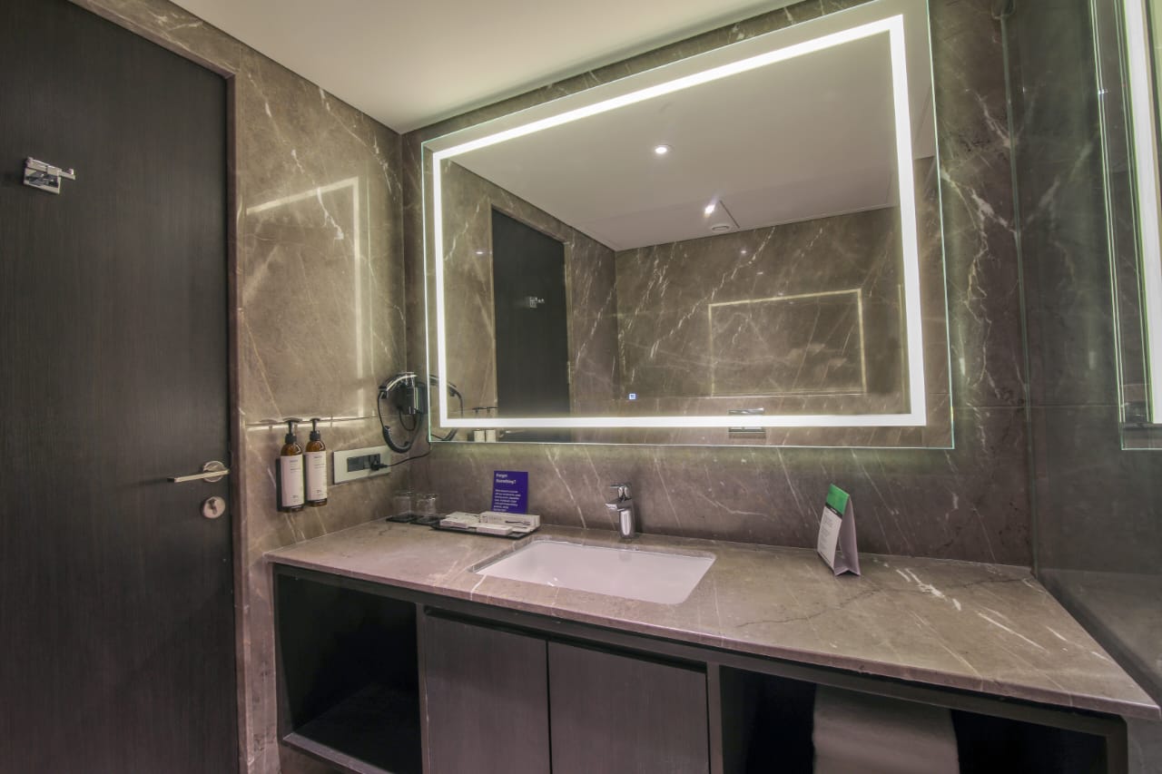 Essentia Premier Hotel Pune 27/29