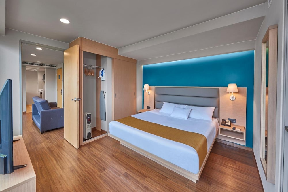 City Express Suites by Marriott Ciudad de Mexico Anzures 14/61