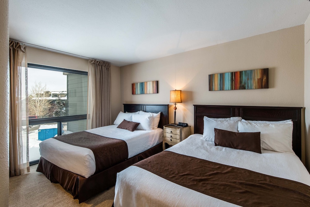 Silver King Hotel 25/75