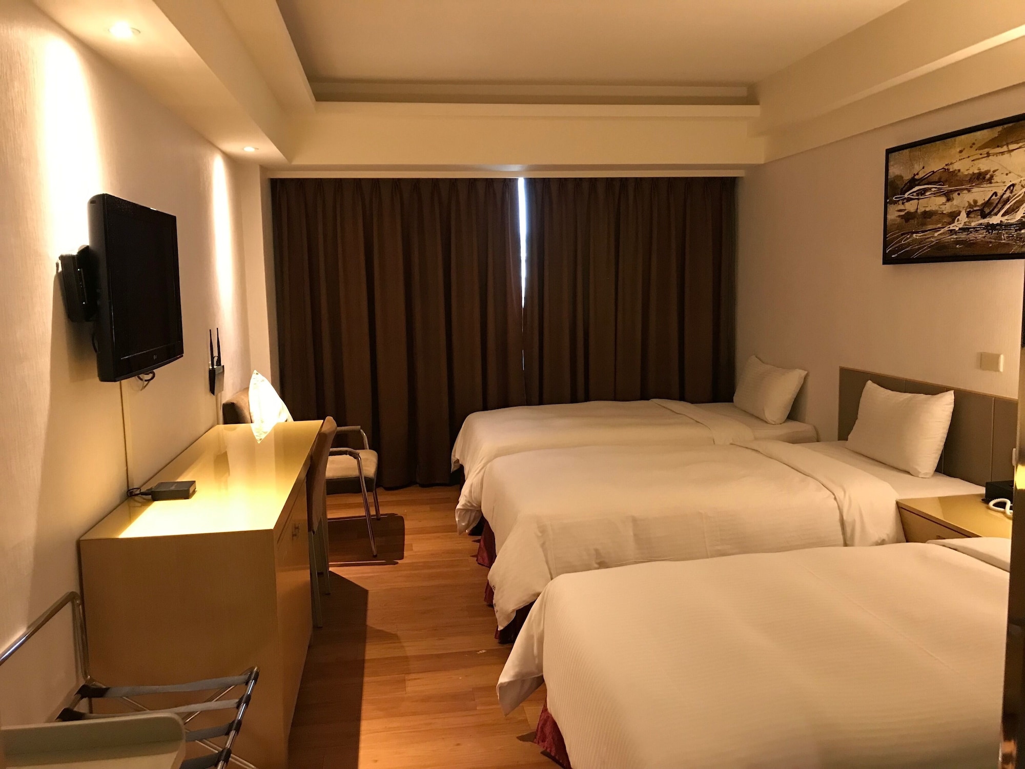 غرفة ثلاثية بثلاثة أسرّة، Delton Hotel 3/10