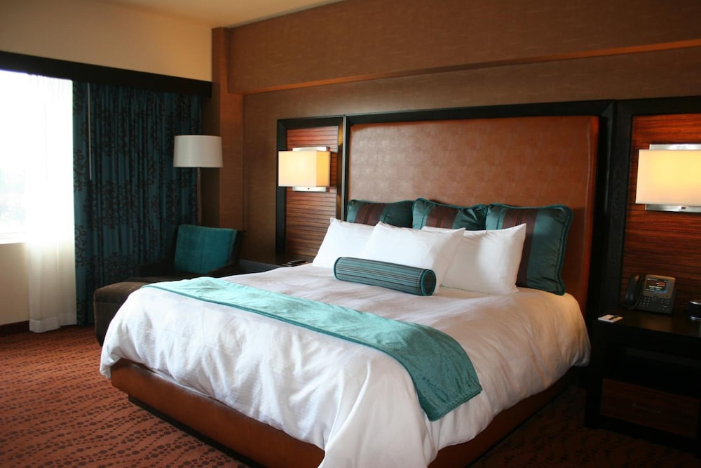 Akwesasne Mohawk Casino Resort 15/36