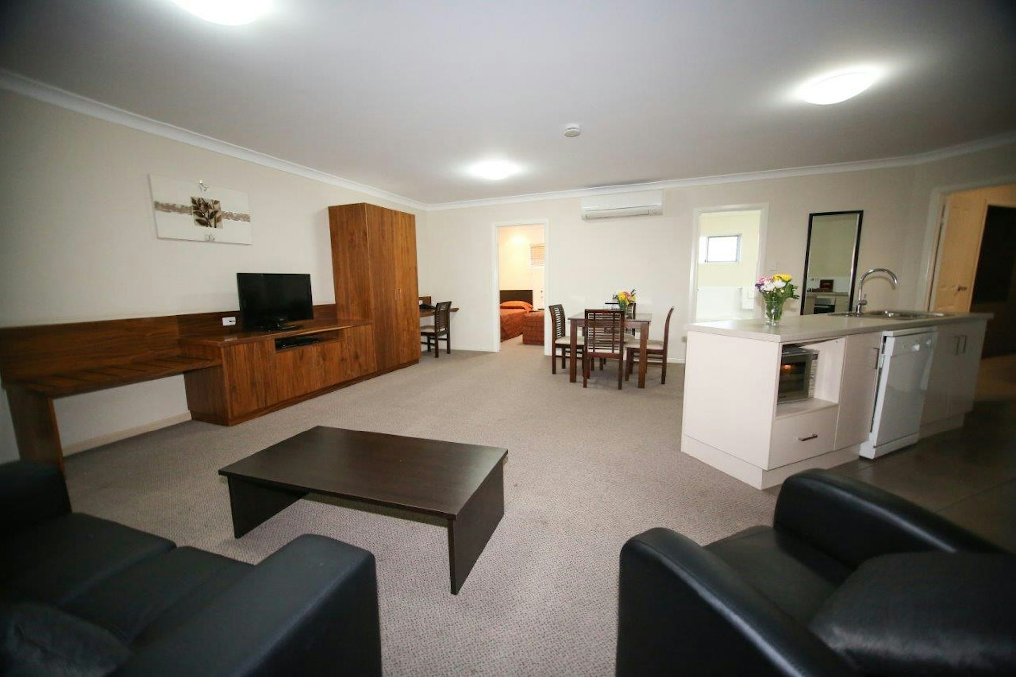 Roma Explorers Inn 29/36