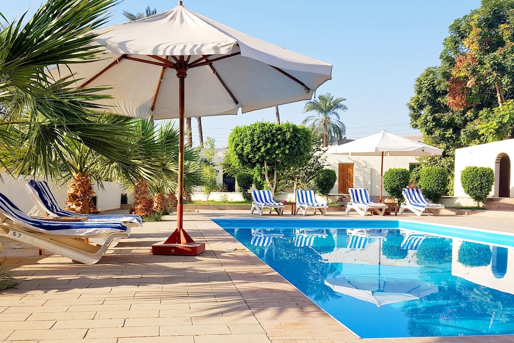 Hotel Sheherazade 43/47