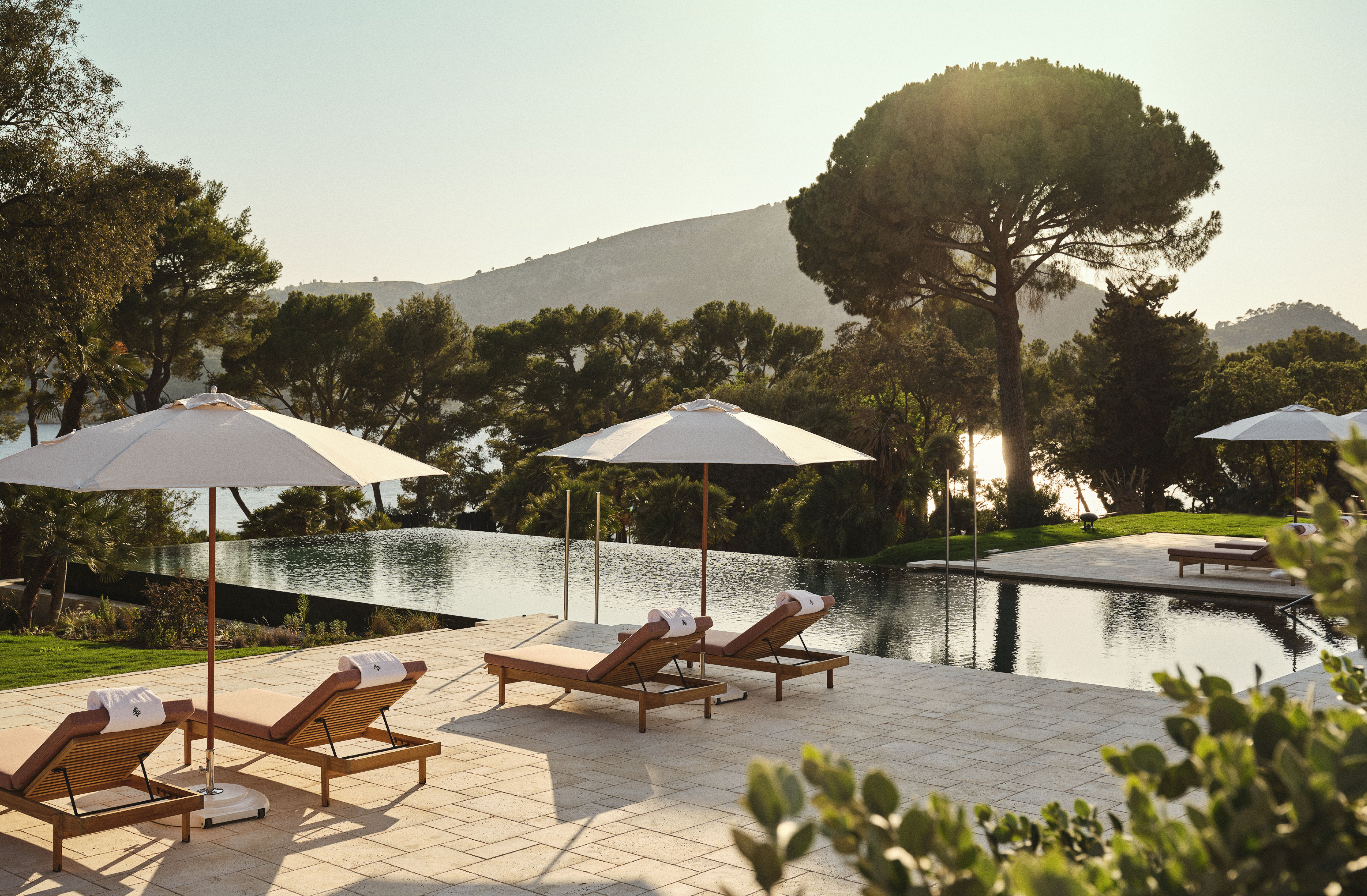 Four Seasons Mallorca at Formentor 59/61