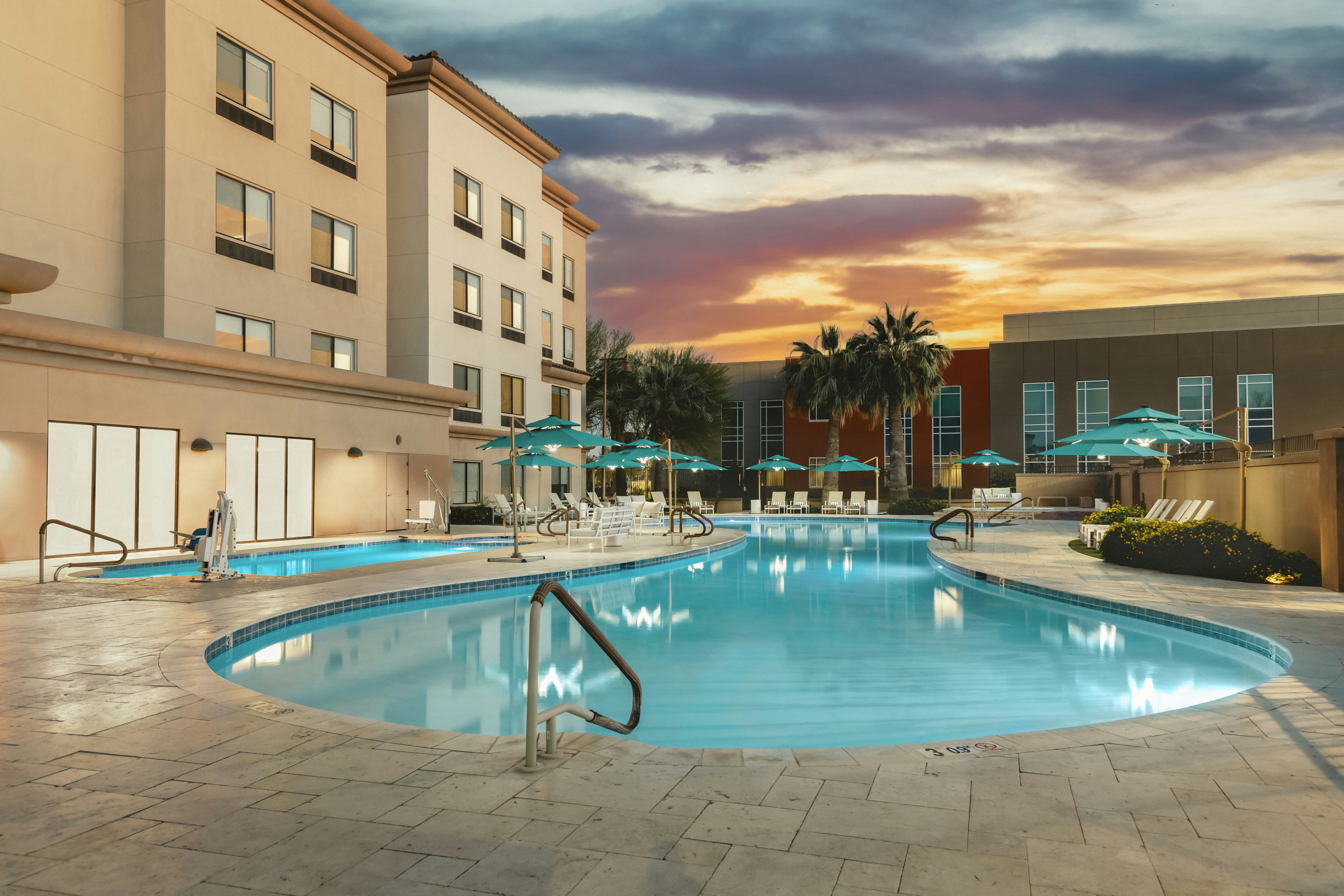 Doubletree By Hilton Hotel Phoenix - Gilbert 81/81