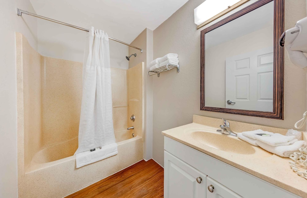 Extended Stay America West Palm Beach Northpoint Corporate Park 60/61