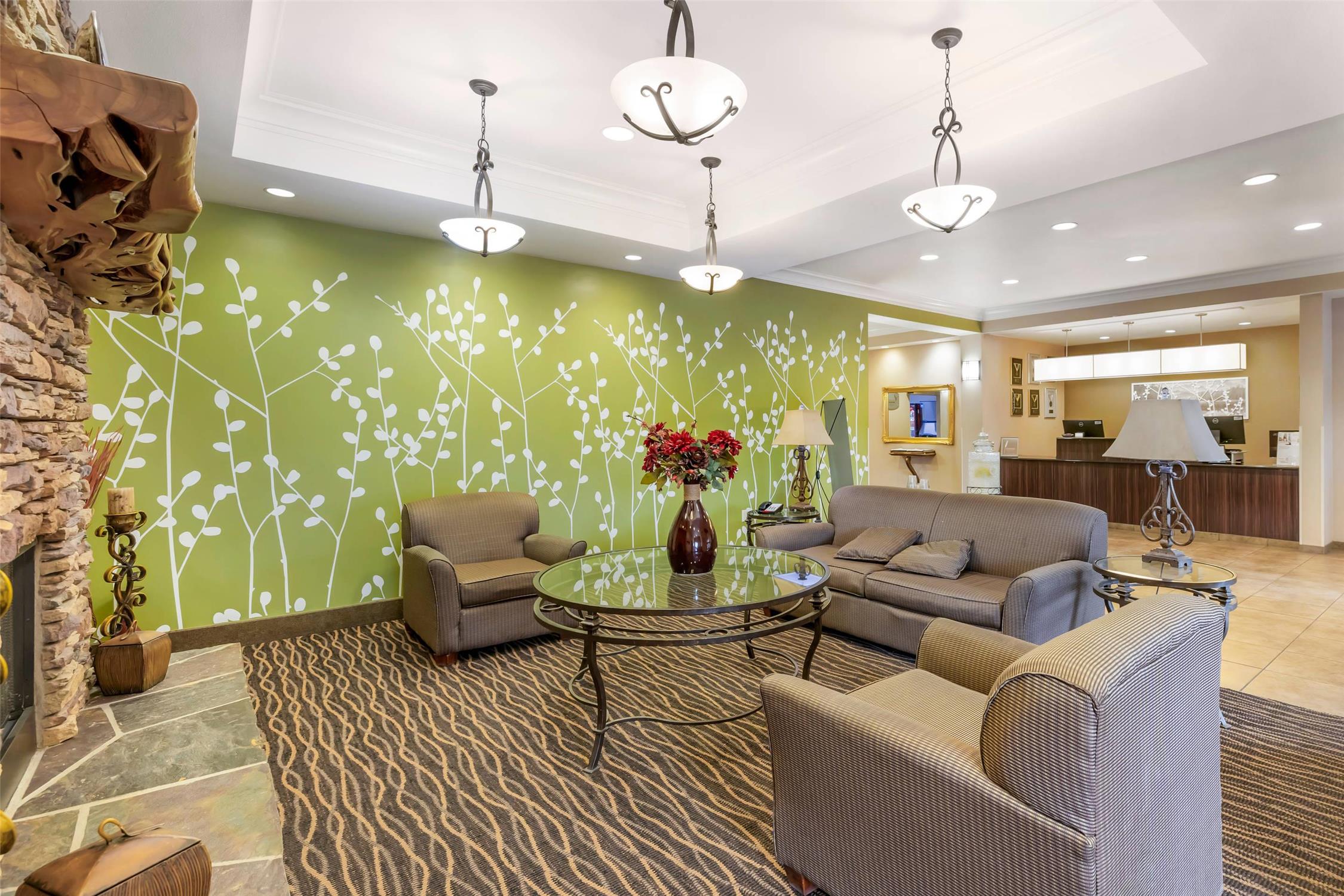 Sleep Inn and Suites Redmond, OR 18/34