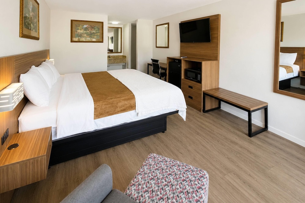 Budget Inn of Jasper 14/27