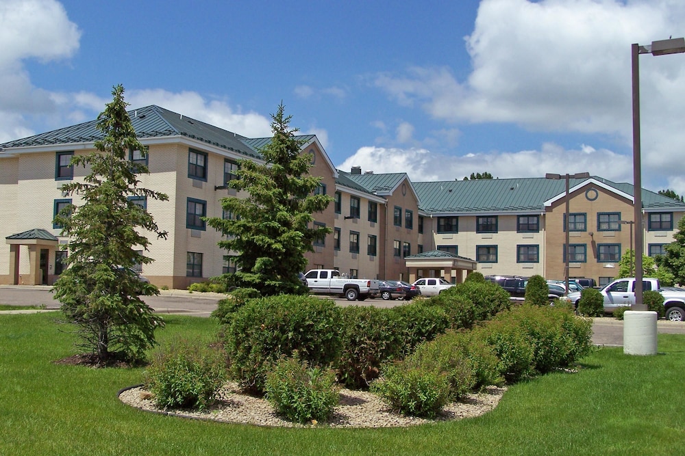 Extended Stay America - Minneapolis - Woodbury 2/52