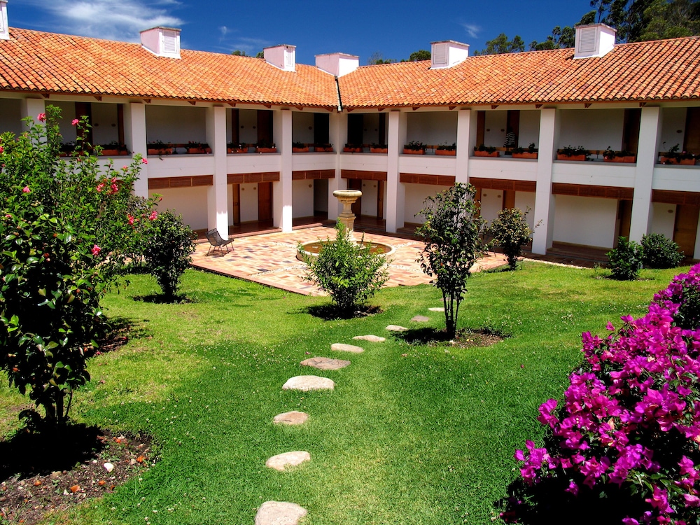 Hotel Casa de los Fundadores 25/31