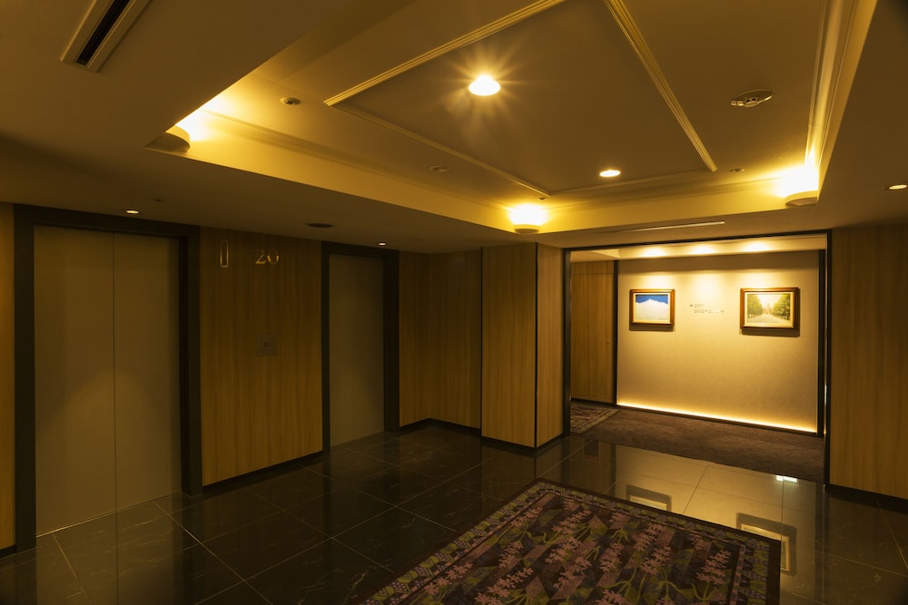 Sapporo Excel Hotel Tokyu 36/68