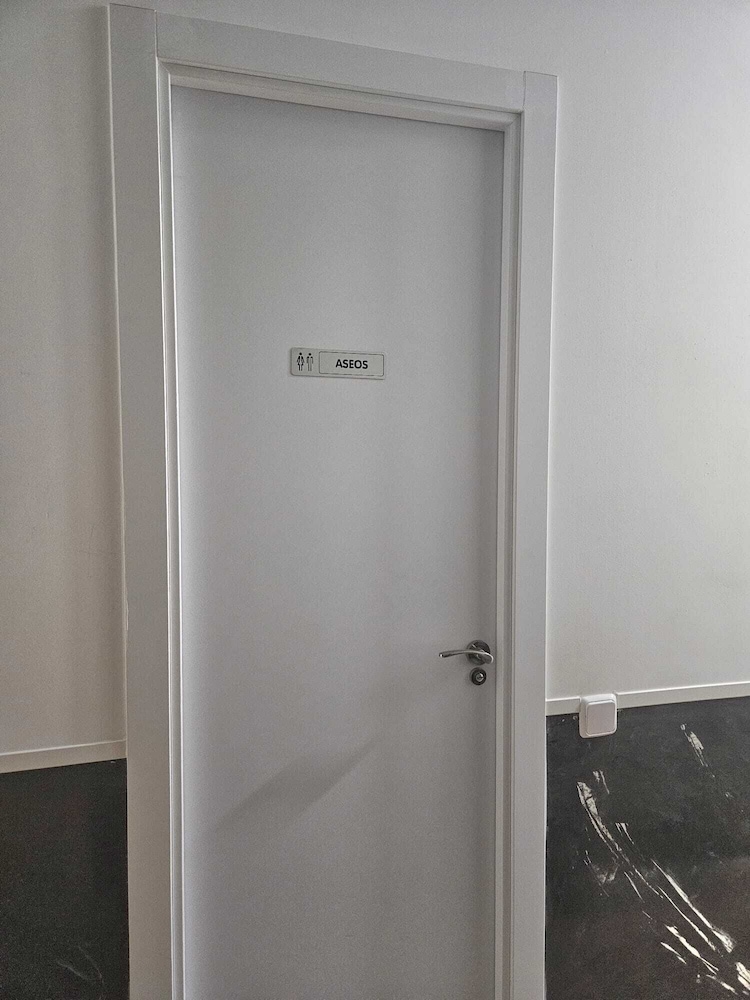 Hostal Victoriano 76/90