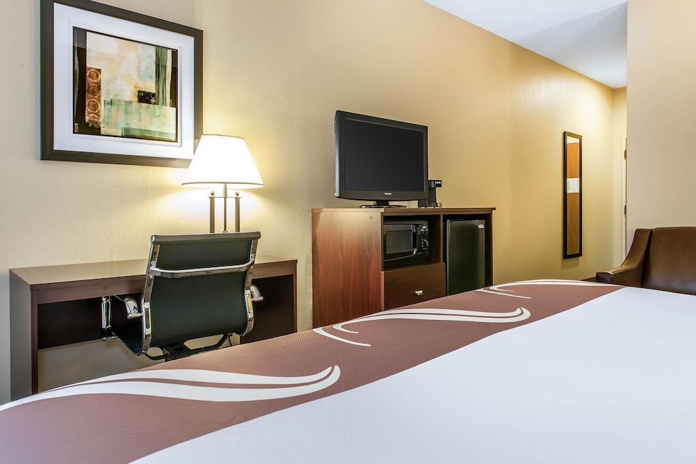 Quality Inn I-75 West Chester-North Cincinnati 22/49