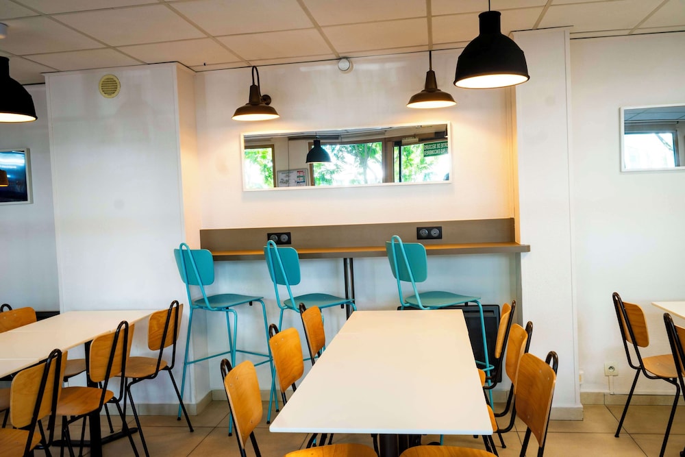 Premiere Classe Paris Ouest Gennevilliers Barbanniers 45/59